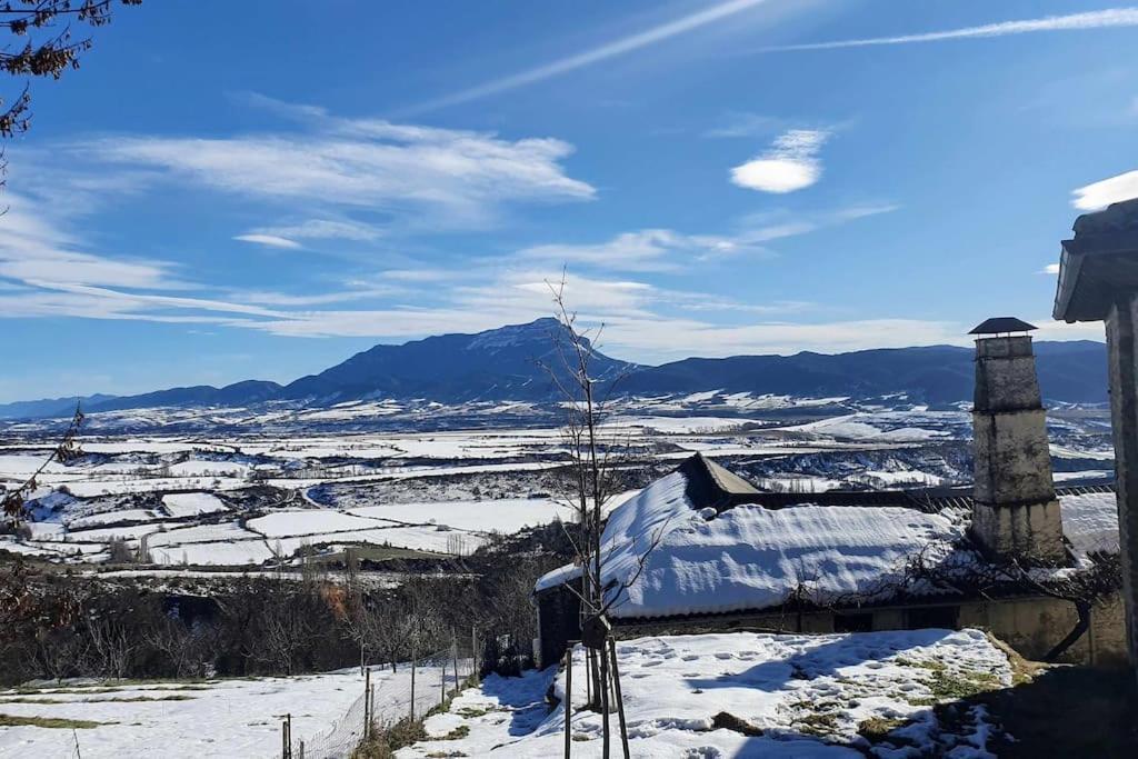 Alojamiento La Atalaya De Araguas Araguás del Solano Exterior foto