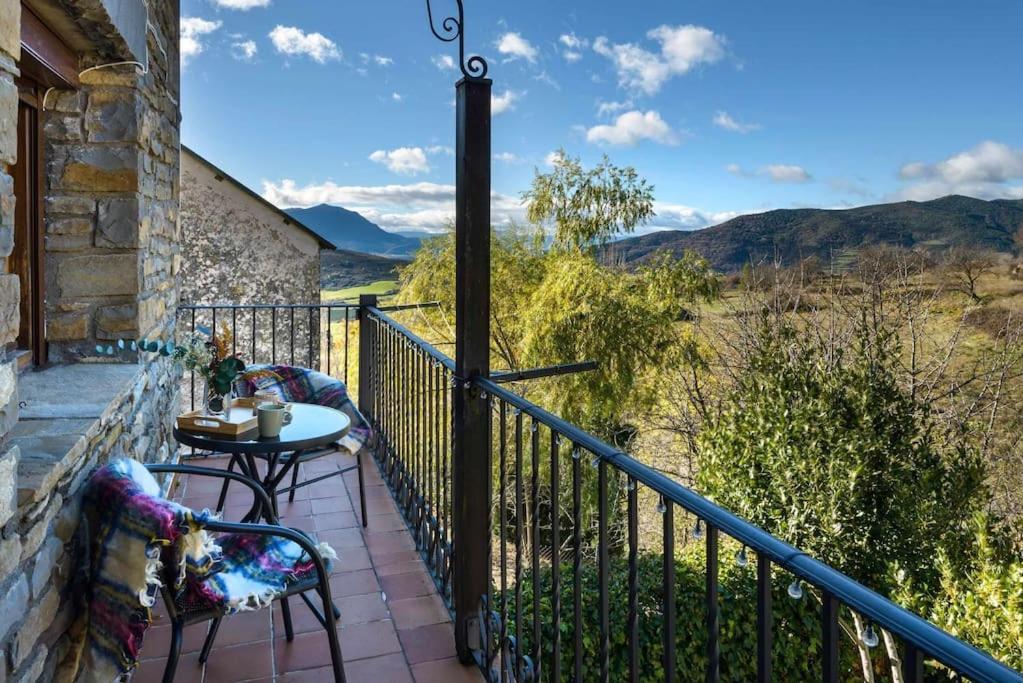 Alojamiento La Atalaya De Araguas Araguás del Solano Exterior foto
